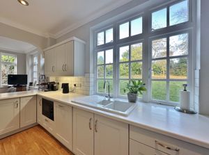 Photo 15- click for photo gallery